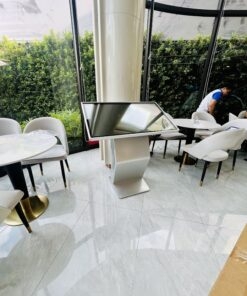 Màn hình quảng cáo chân quỳ cảm ứng DALITE